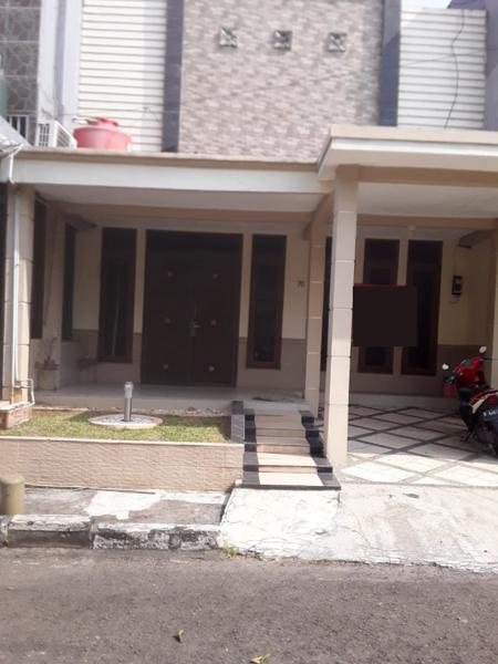 Rumah Disewakan di Cluster Meadow Green Lippo Cikarang